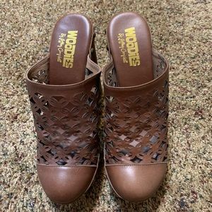 Jeffrey Campbell Woodies clogs